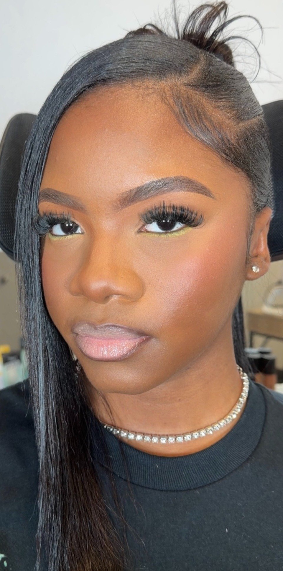 Glam makeup look by Denique